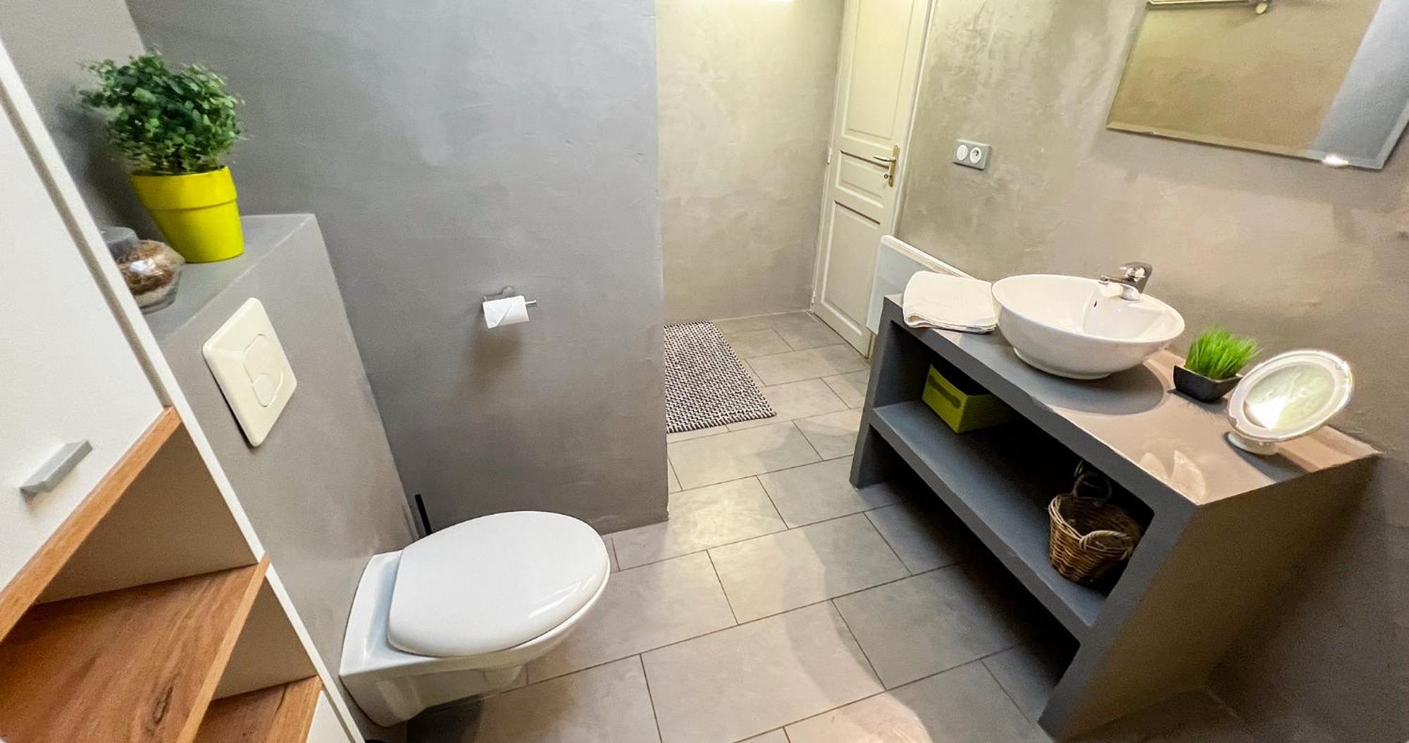 Ferienwohnung Ac - Private Exterior - Au Pied Du Palais Des Papes! Avignon Exterior foto